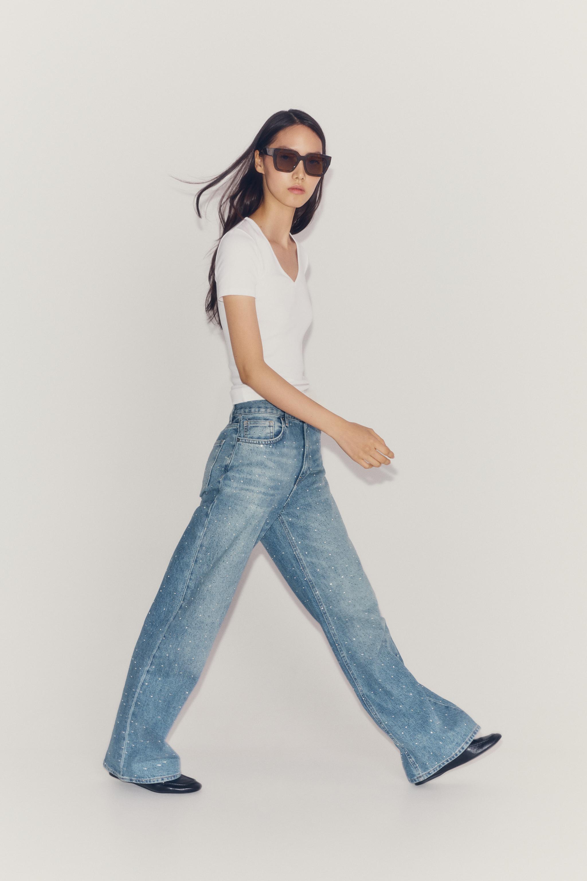 V-NECK T-SHIRT - thumbnail 5
