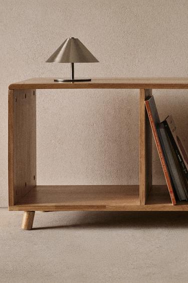 OPBEVARINGSSIDEBORD I TRÆ - lys beig fra Zara