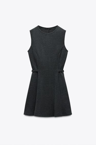 VESTIDO CORTO SOFT HEBILLAS - Gris de Zara