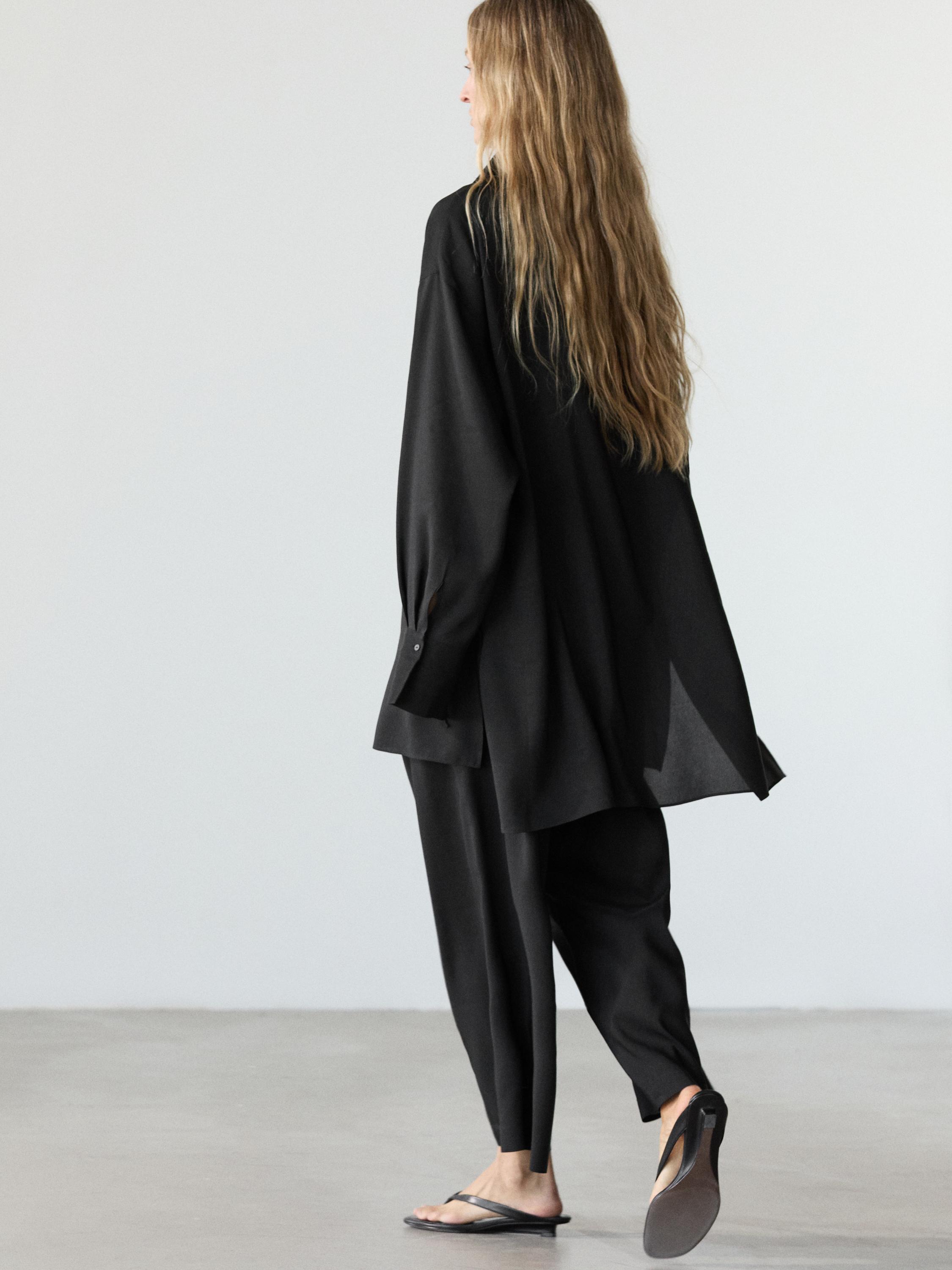 Flowing linen blend shirt with stand collar