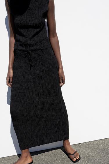 CHÂN VÁY MIDI VẢI SẦN - Màu đen từ Zara