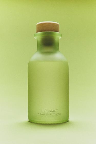(195 ML) DIFFUSEUR EN STICKS BERGAMOT & GERANIUM, MUGUET - Vert / Gazon de Zara - Image 5
