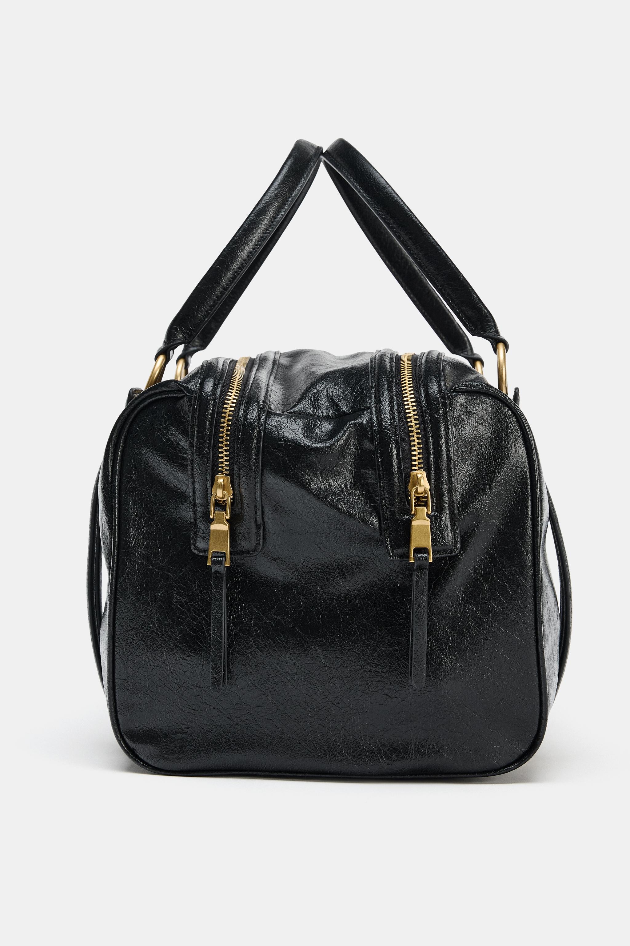 SHOULDER BAG WITH METAL DETAILS