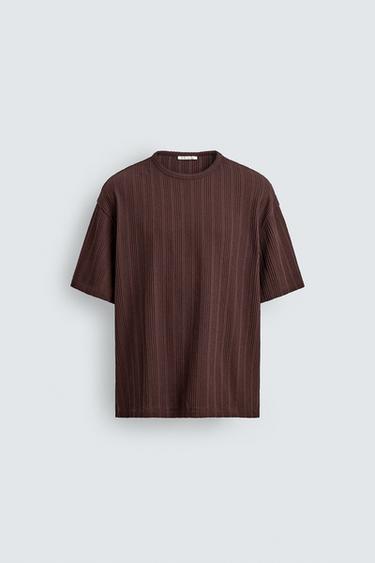 CAMISETA ESTRUCTURA JACQUARD - Marrón de Zara