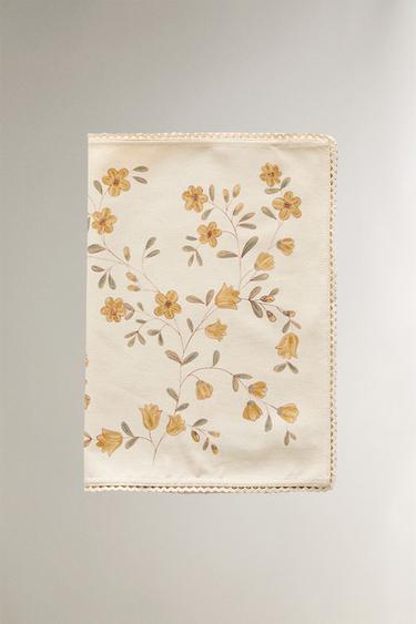 FLORAL PRINT PLACEMAT - Green by Zara - Image 1