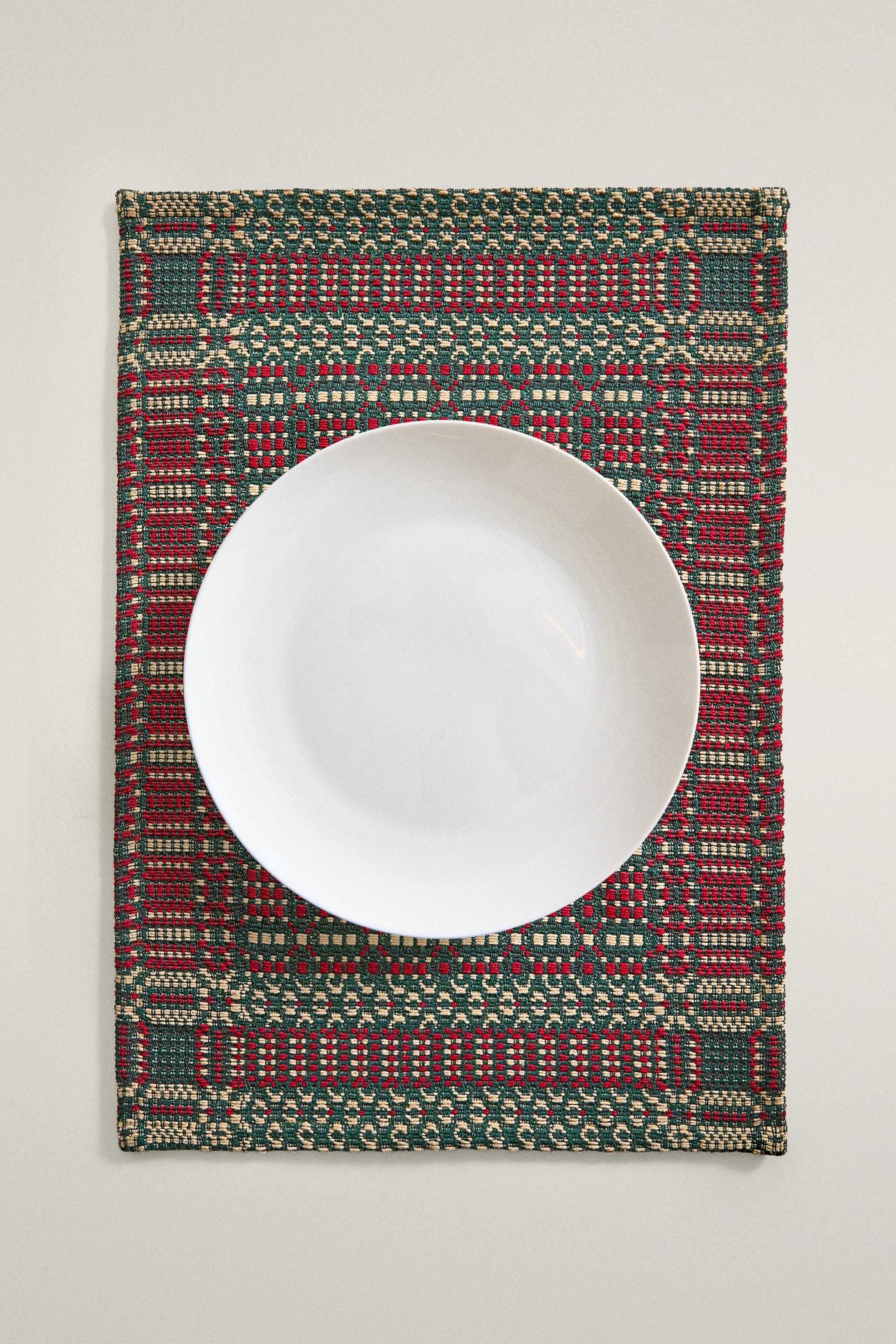 JACQUARD CHRISTMAS PLACEMAT