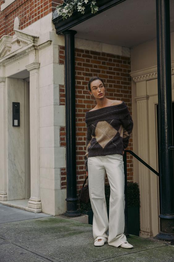 ARGYLE OFF-THE-SHOULDER KNIT SWEATER