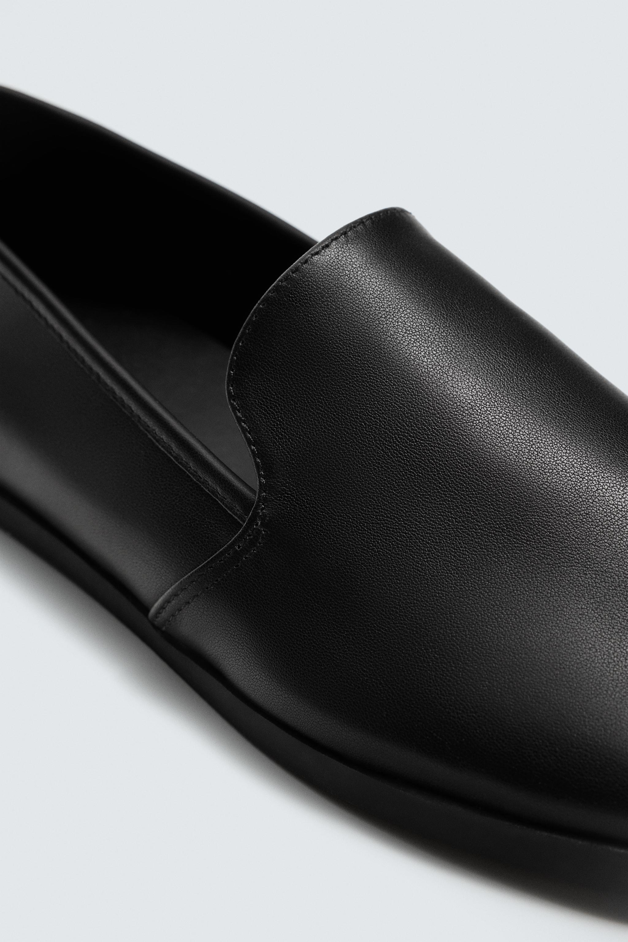 MOCASSINS EN CUIR