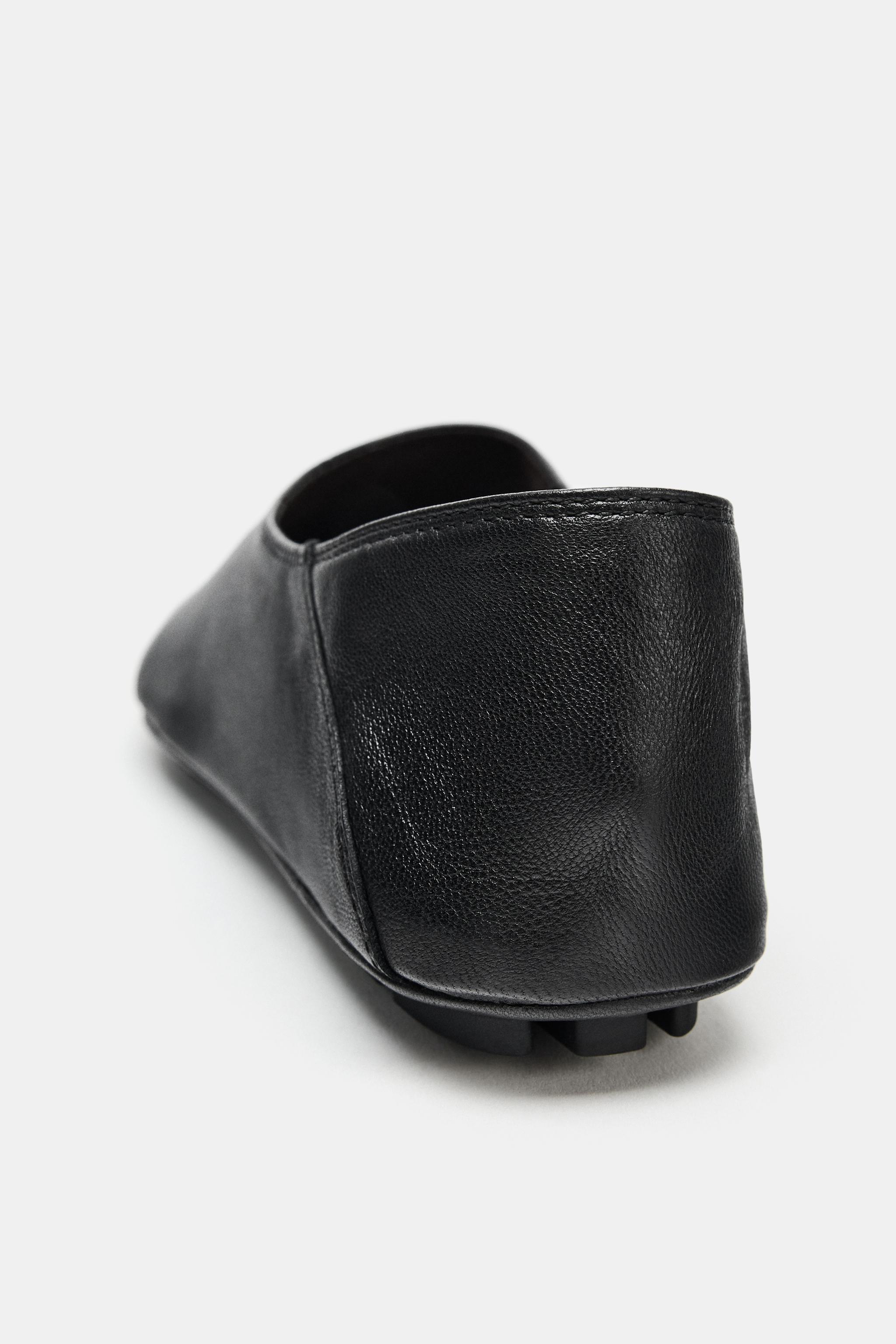 LIMITED EDITION FLAT LEATHER SHOES