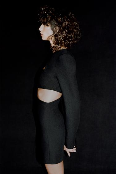KREP CUT-OUT MINI AYOLLAR KOʻYLAGI - Qora Zara tomonidan - Tasvir 0