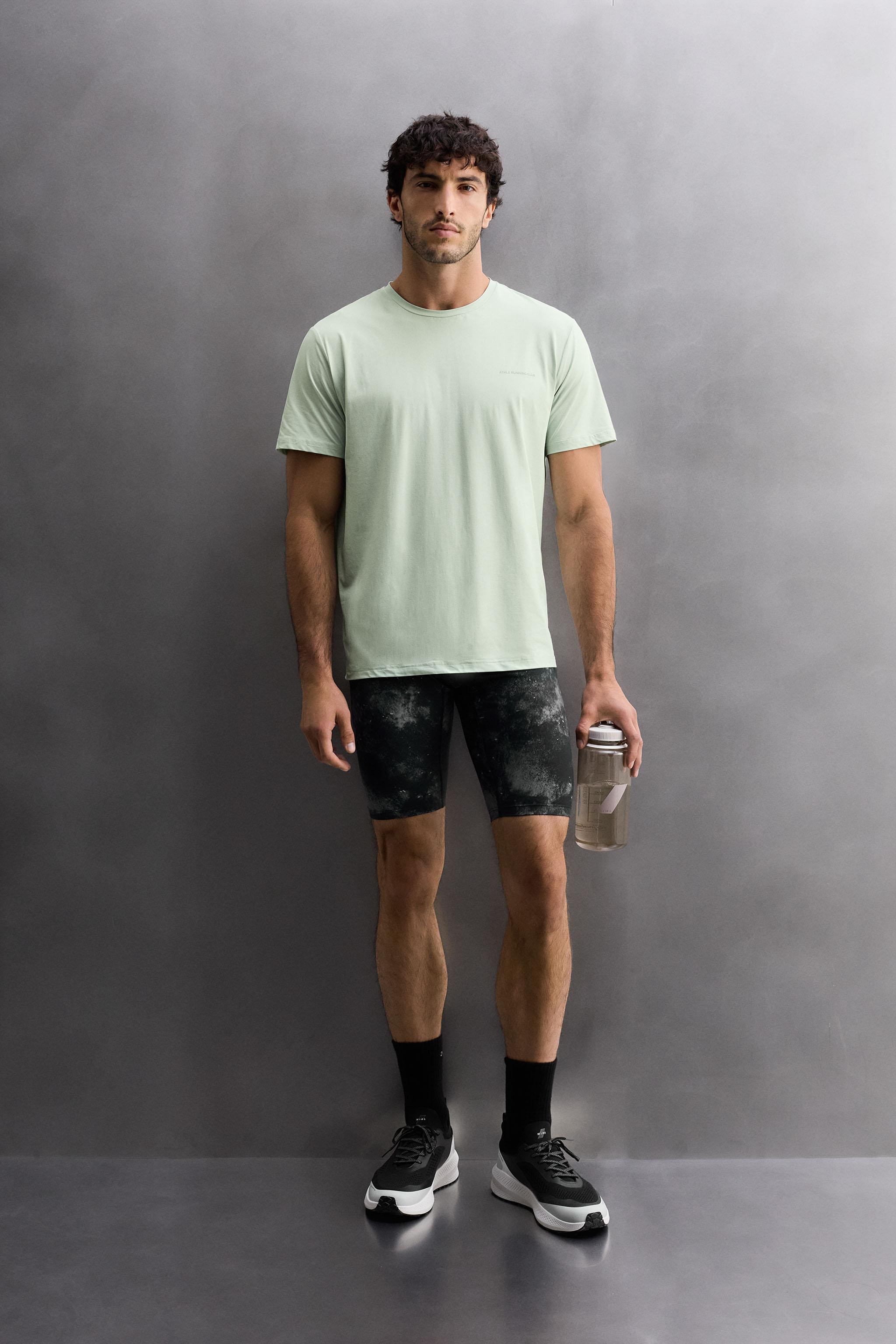 COLORBLOCK TECHNICAL T-SHIRT - Light blue | ZARA United States