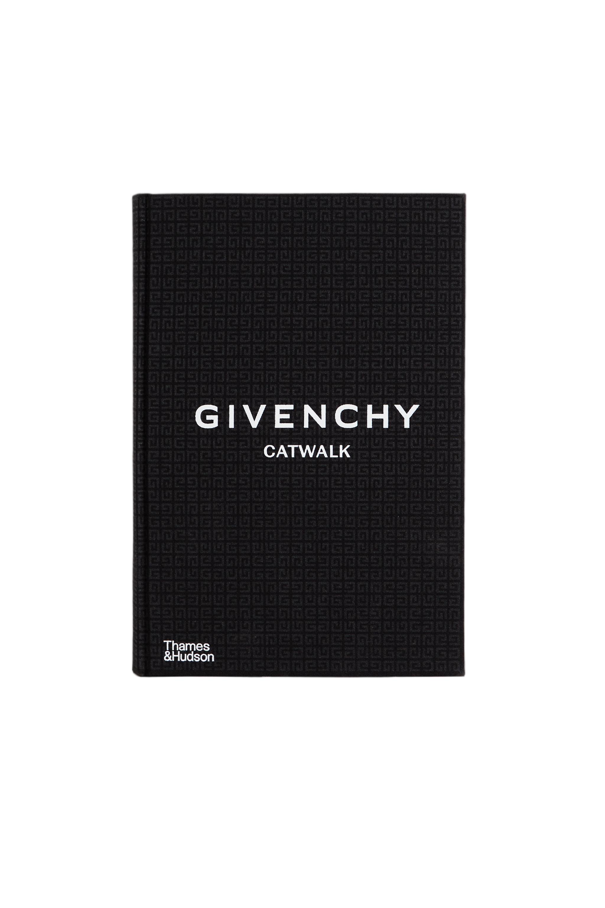 洋書　GIVENCHY CATWALK ジバンシィ 42308054800000-f1.jpg?ts=
