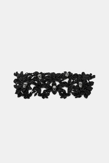 COLLAR CHOKER FLORES CALAVERAS - Negro de Zara - Imagen 0