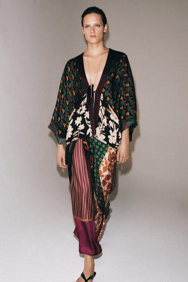 Zara PRINTED SATIN KIMONO - Multicolored