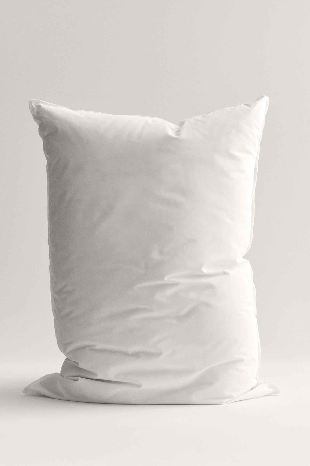 MICROFIBRE CUSHION INSERT — White