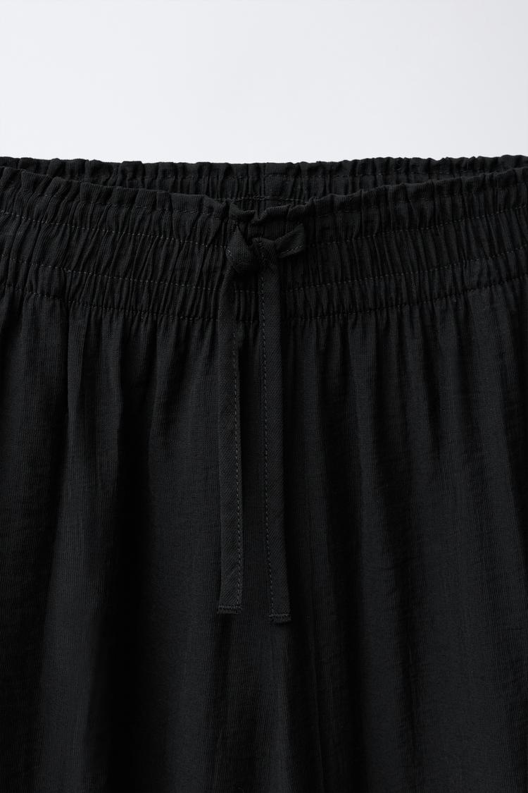 PANTALÓN DE PINZA CON EFECTO PLANCHADO 4
