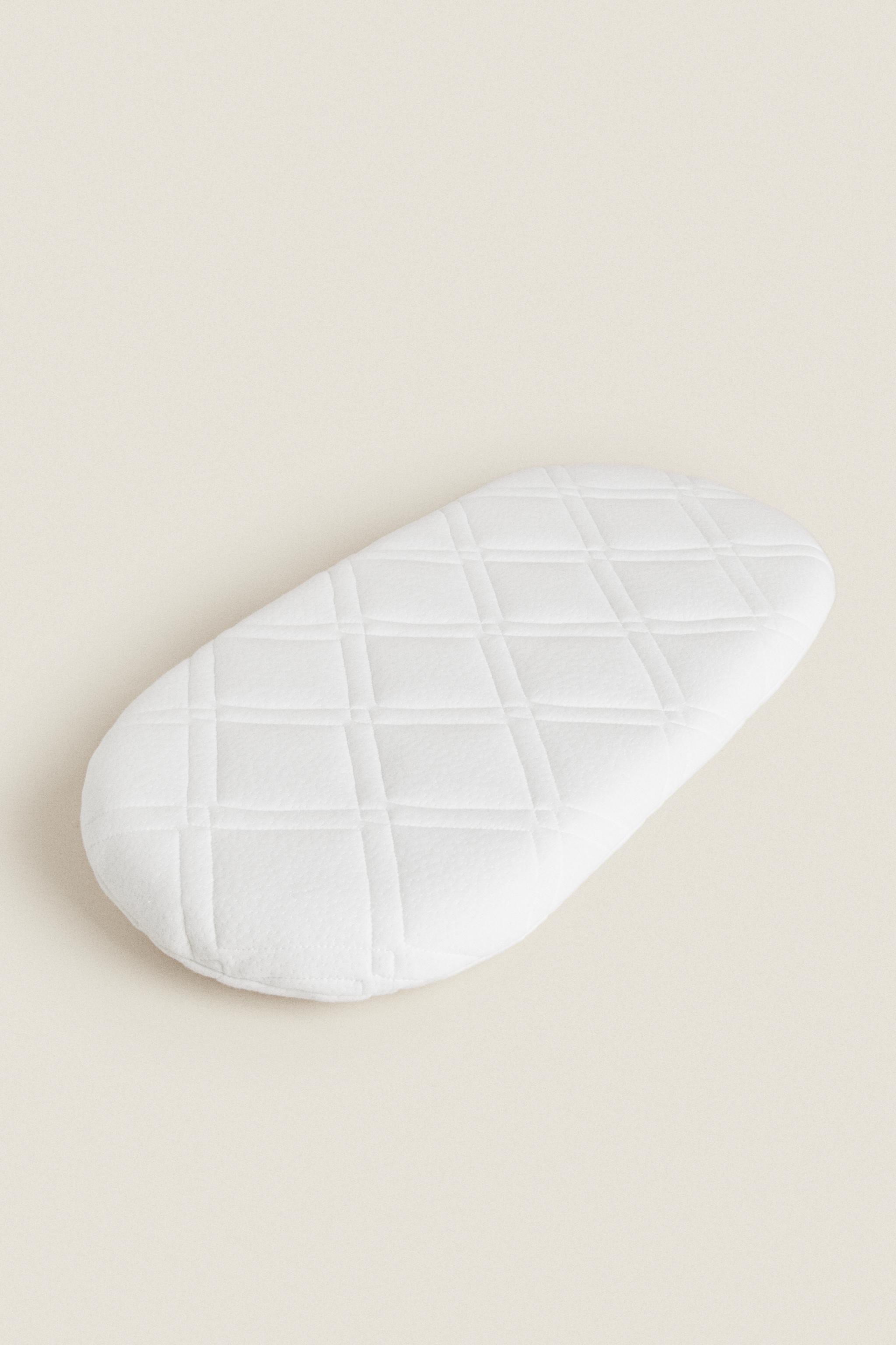 Oval moses basket store mattress