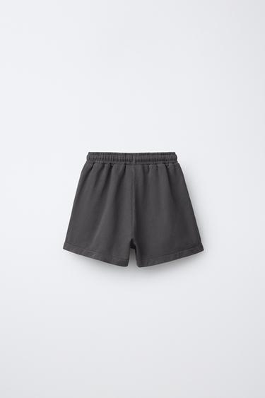 SHORT EN MATIÈRES VARIÉES ET TEXTURÉ - Gris anthracite de Zara - Image 1