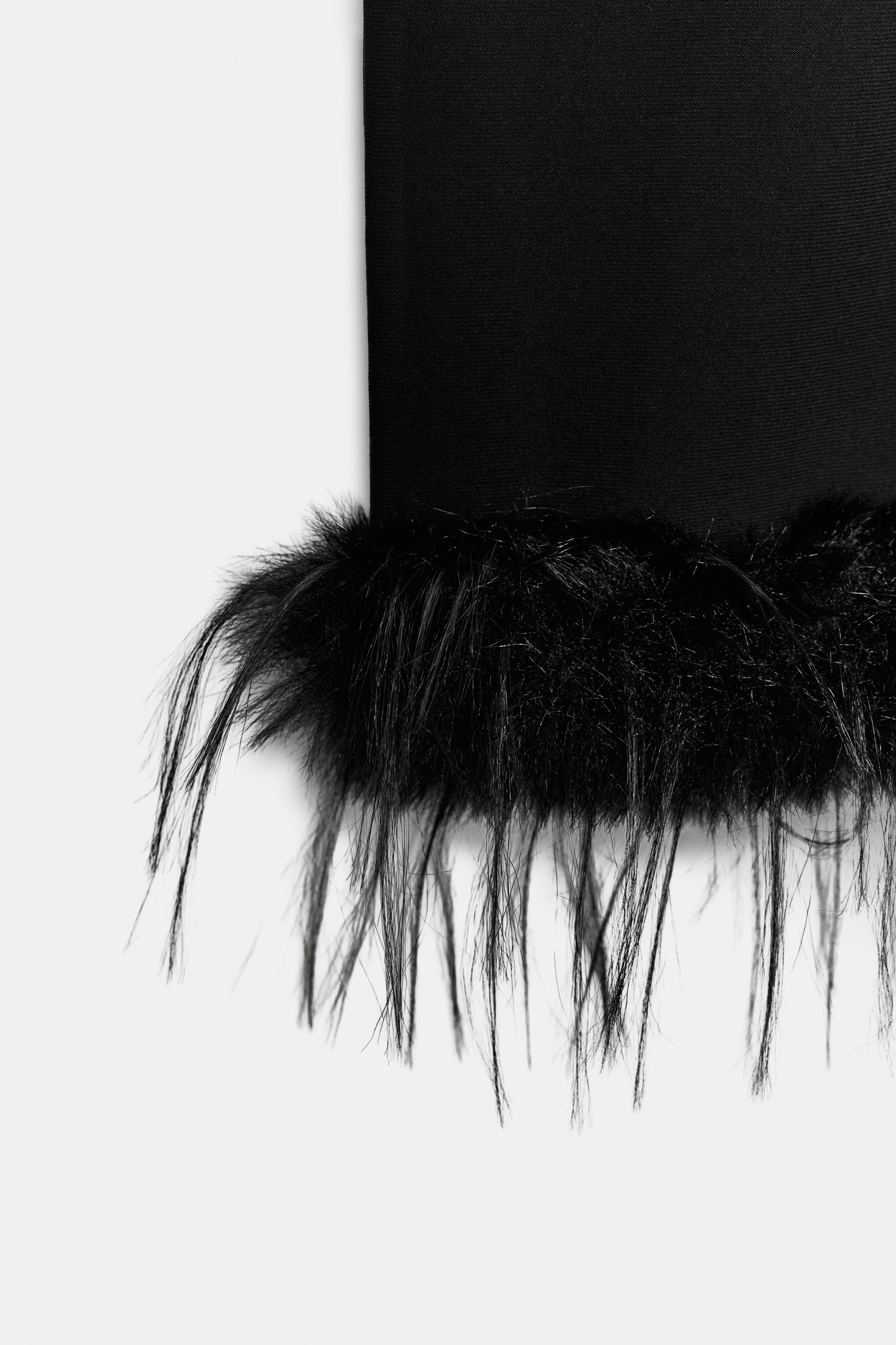 FAUX FUR EFFECT COMBINED CAPRI PANTS