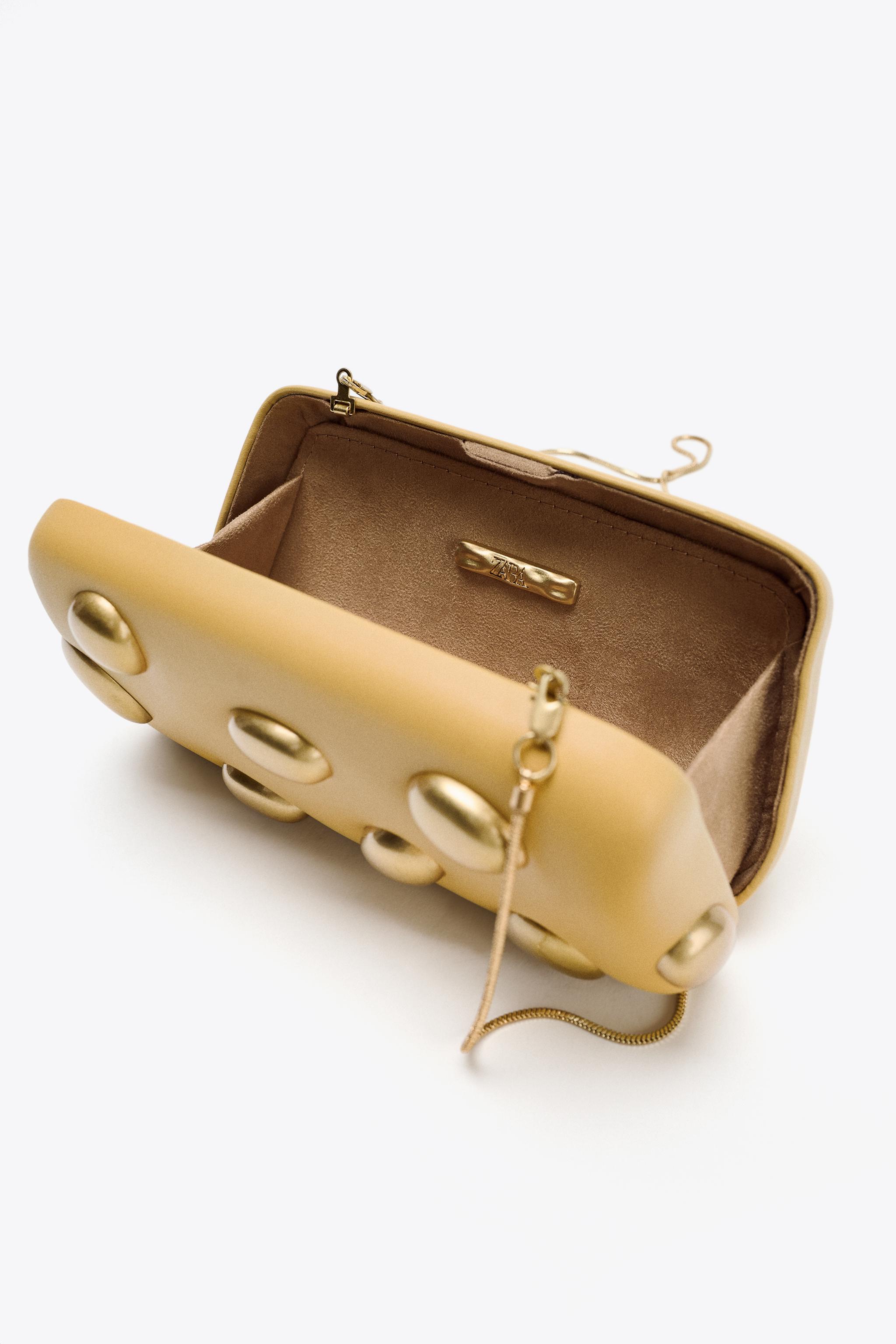 ☆ドイツ発*ZARA*新作*メタルアップリケクラッチバッグ/MS☆ ☆ドイツ発*ZARA*新作*メタルアップリケクラッチバッグ/MS