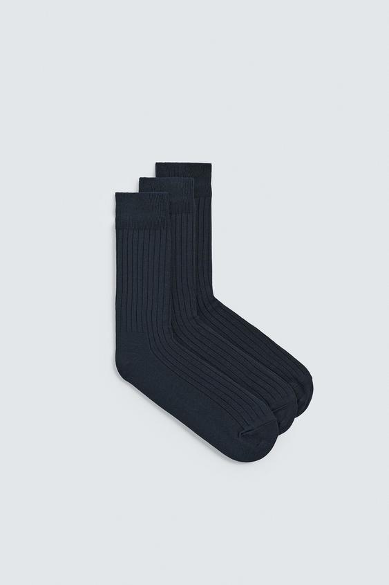 THREE-PACK OF RIBBED SOCKS