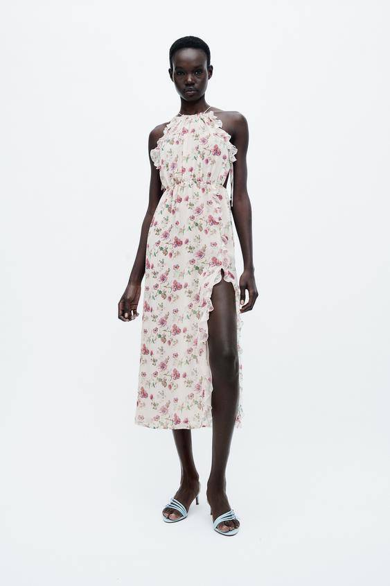 O novo vestido floral da Zara torna qualquer cintura mais fina e