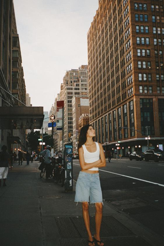 MID-RISE RIPPED TRF DENIM SHORTS