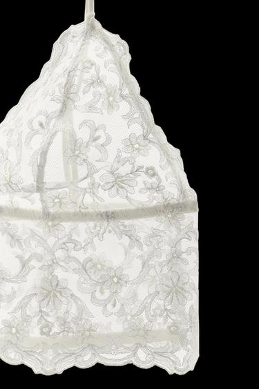 EMBROIDERED LACE BANDEAU BRALETTE - white by Zara