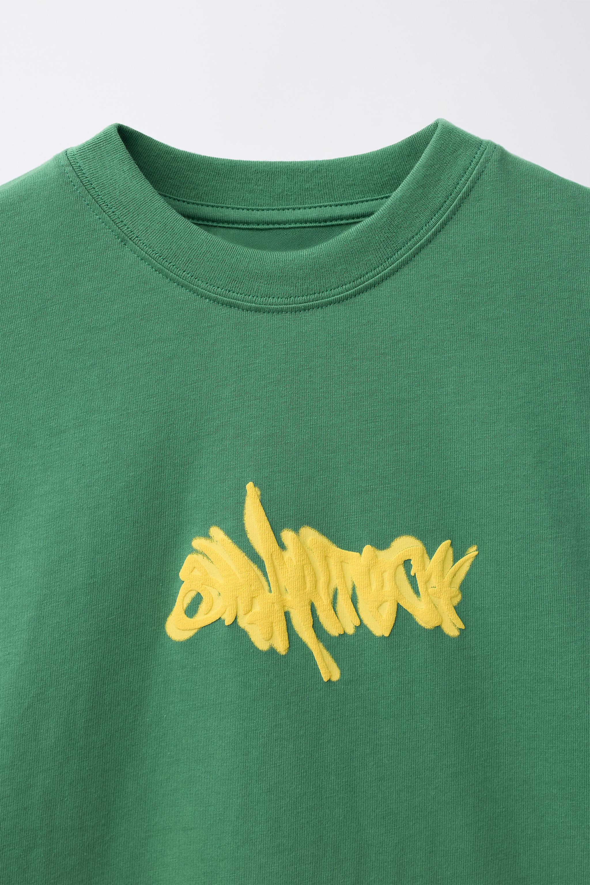 GRAFFITI PRINT T-SHIRT