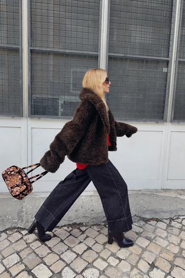 PULL EN LAINE AVEC CORPS CAPE - Rouge de Zara - Image 5