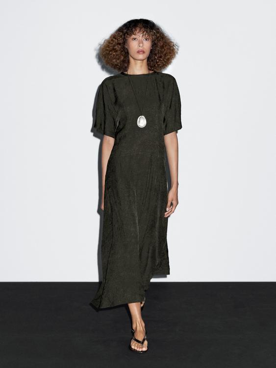 Long satin dress with short sleeves