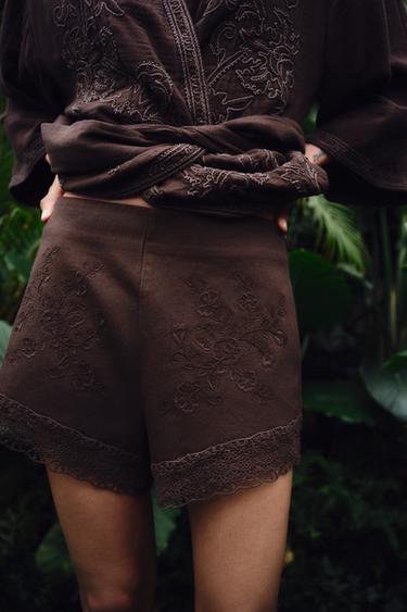 EMBROIDERED LACE BERMUDA SHORTS - Brown by Zara