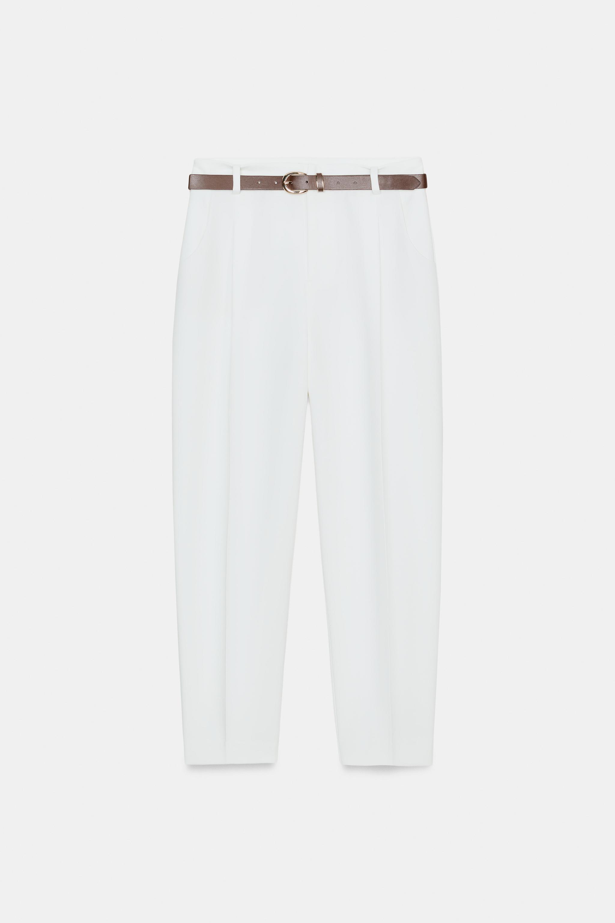 PANTALON À PINCES ET CEINTURE