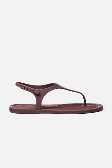 RUBBERISED SANDALS - Burgundy Red by Zara