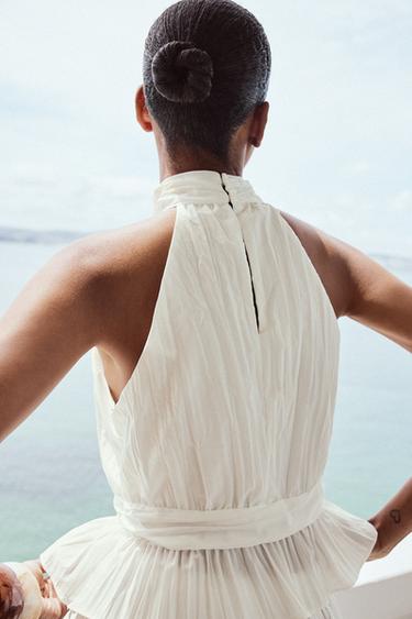 TOP HALTER PLISSÉ - Blanc cassé de Zara - Image 2