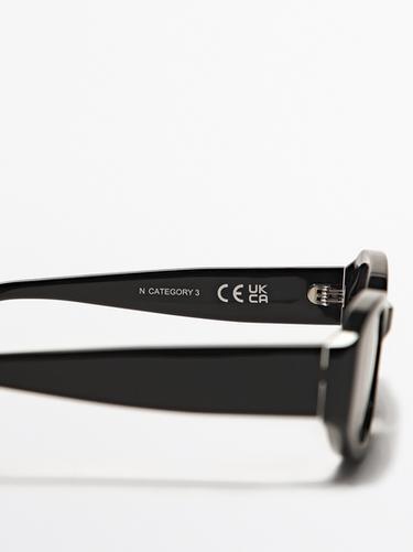Zara Small oval sunglasses - Black - Image 0