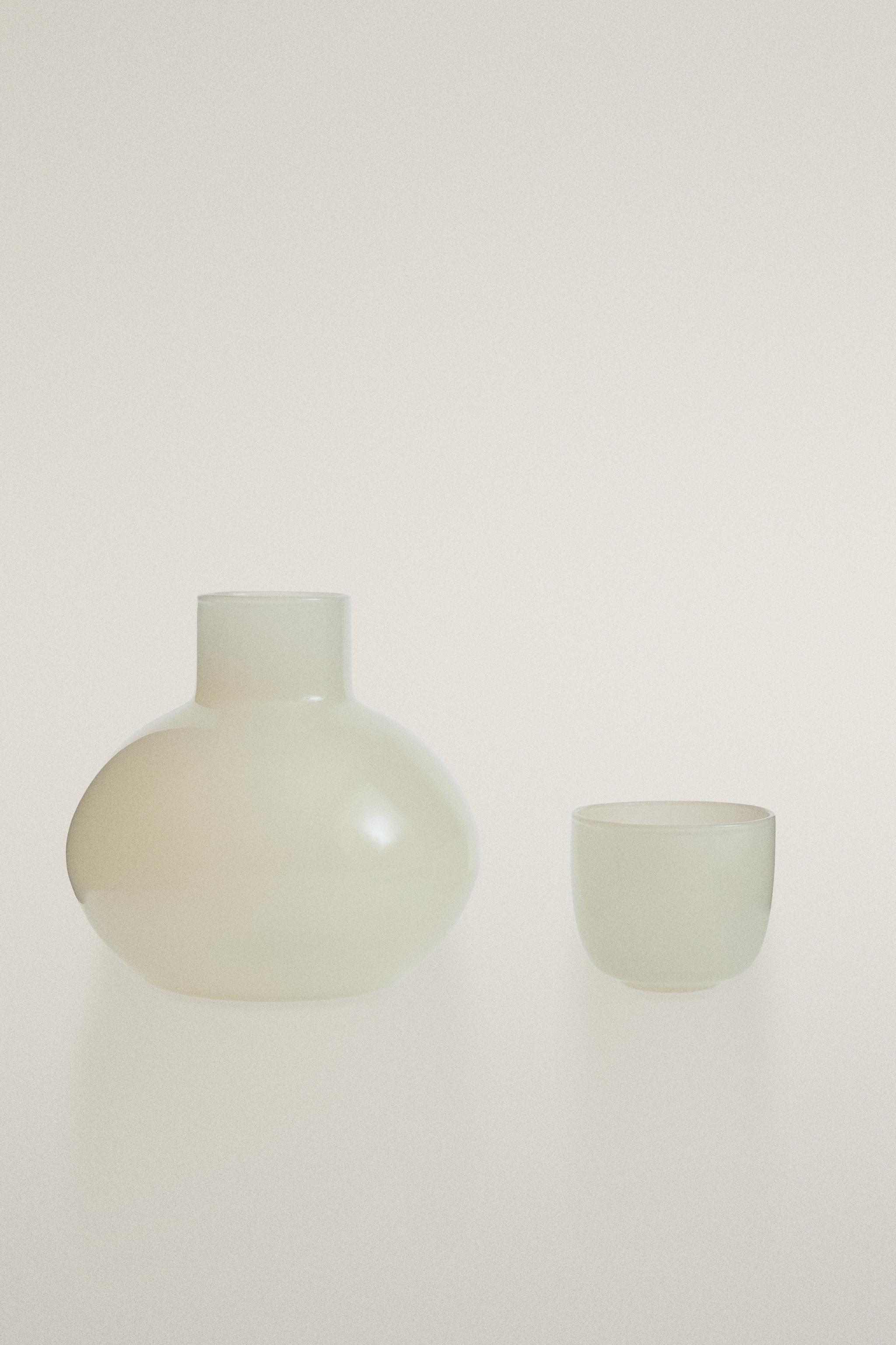 OVAL BOTTLE AND TUMBLER SET (SET OF 2)
