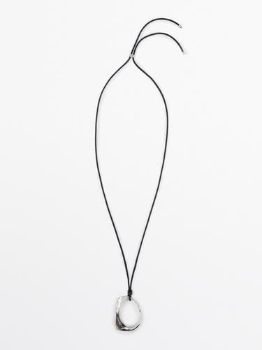 Collar colgante irregular cordón piel - Plata de Zara