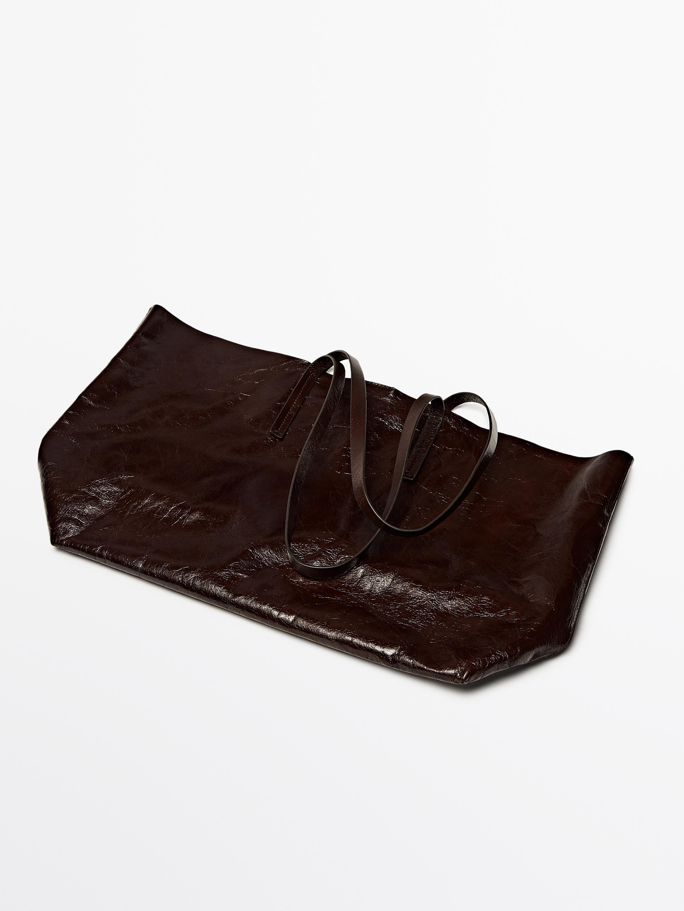 Leather tote bag with a crackled finish - Brown | ZARA United States