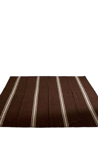 RUG 03 - Marron foncé de Zara