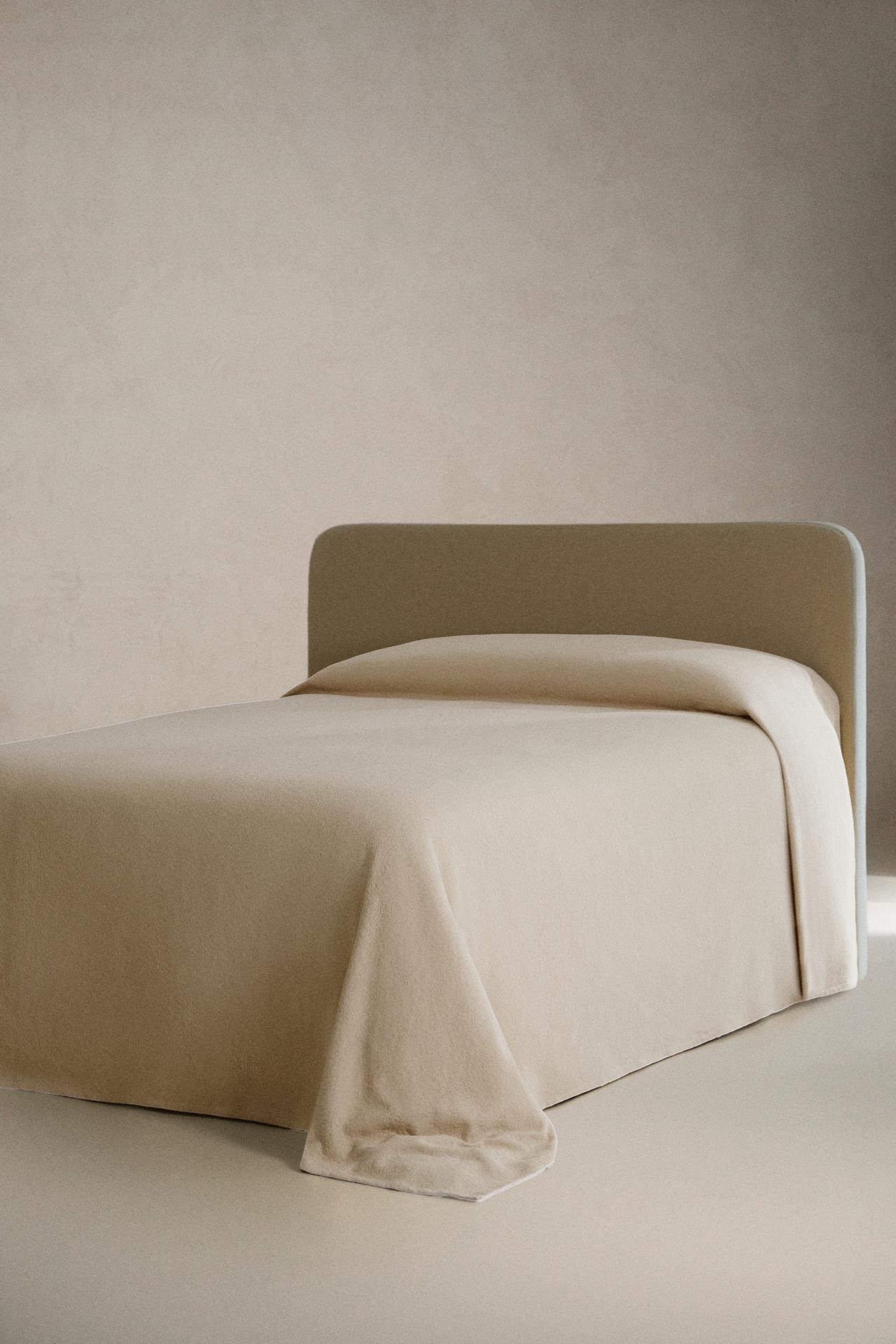JACQUARD COTTON BEDSPREAD — Light beige