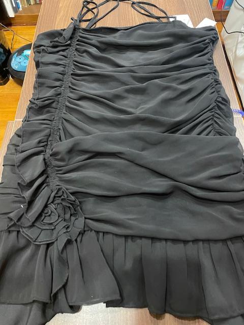 RUFFLED DRESS WITH FLOWER