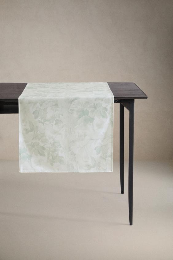 PLANT PRINT TABLE RUNNER - مخضر الخاص بـ Zara - صورة 0