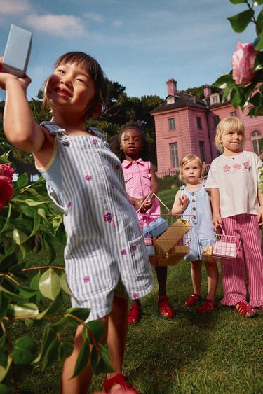 TWILL DUNGAREES WITH EMBROIDERED FLOWERS - Blue by Zara