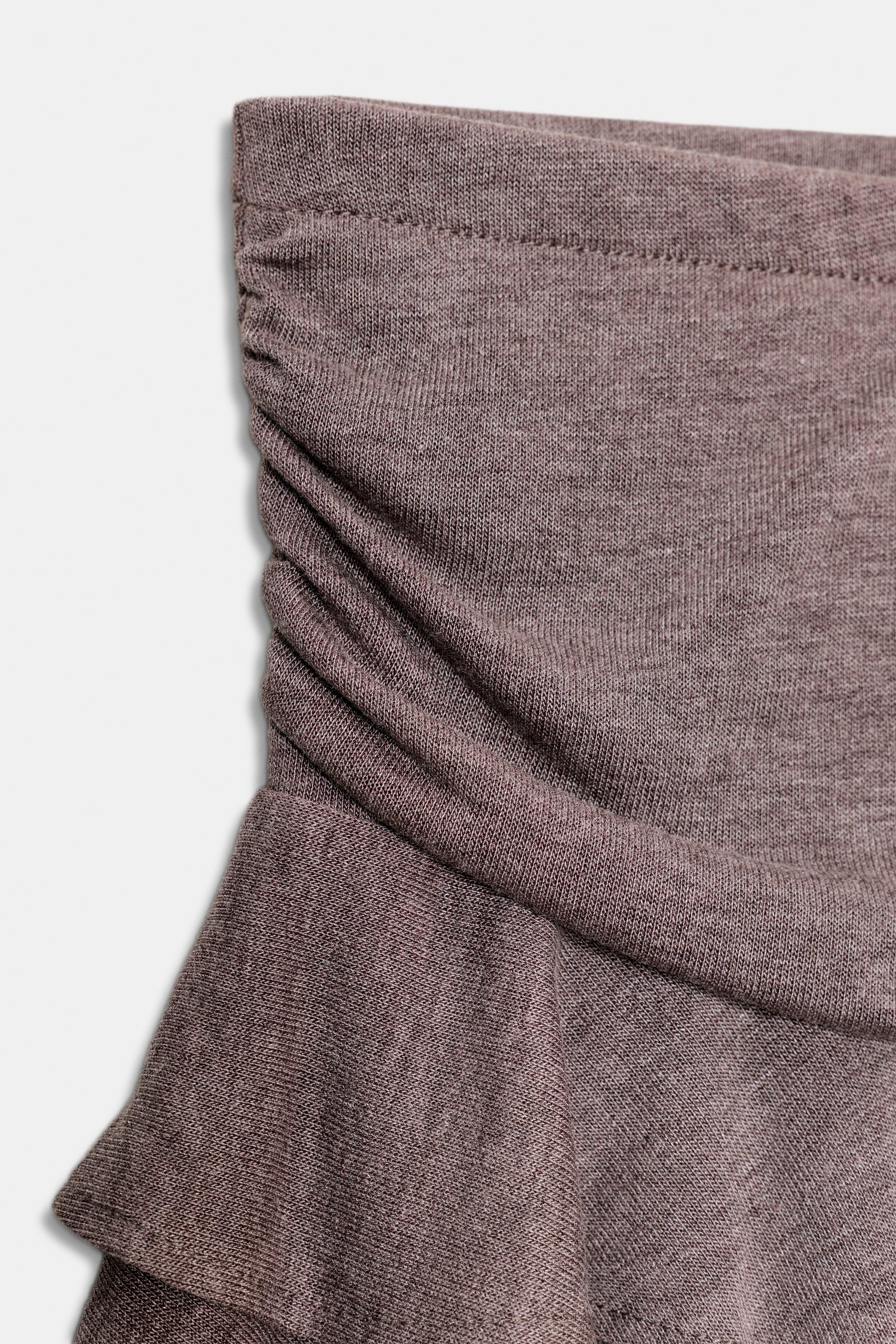 JUPE DOUCE À VOLANTS