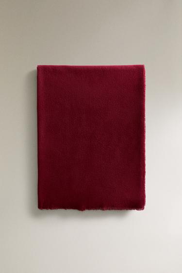 FRINGED BLANKET - Red by Zara