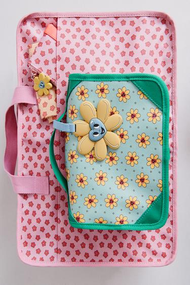 HAPPY FLOWER TRAVEL BAG - Pink by Zara