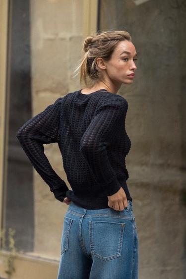 GILET AVEC LAINE ET ALPAGA POINTELLE - Bleu marine de Zara - Image 3