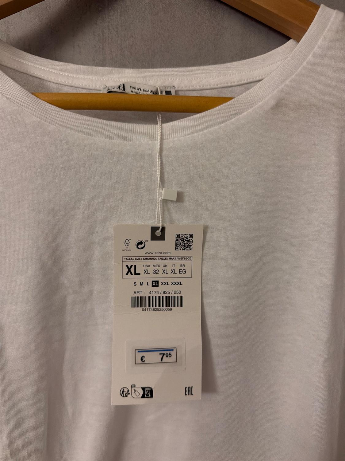 BASIC T-SHIRT - Image 2