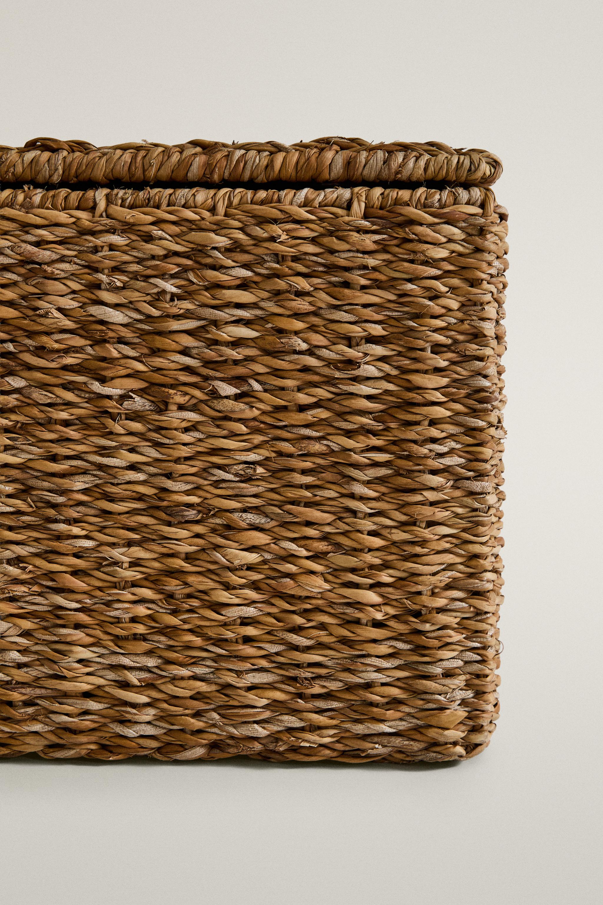 SEAGRASS BASKET WITH LID
